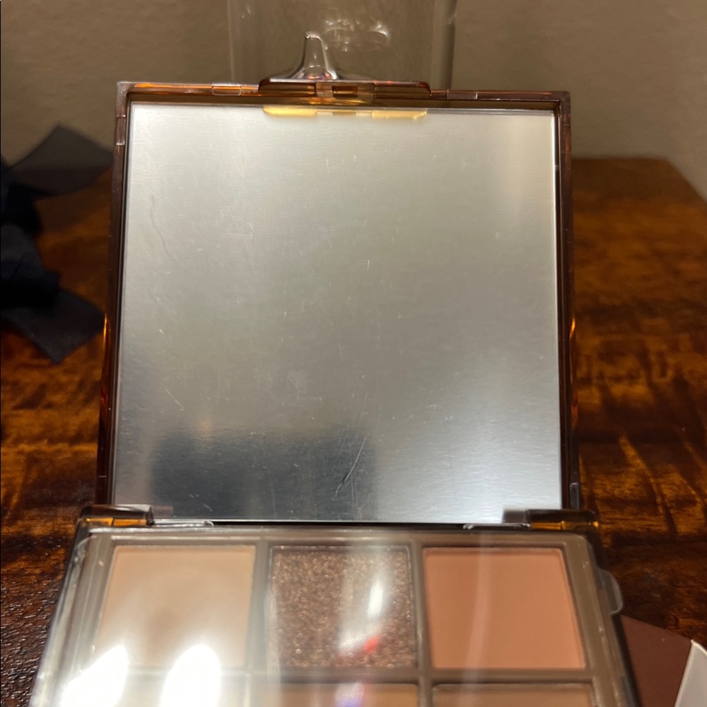 Farmasi Oasis Collection Eyeshadow Palette in Desert Sands, New - Picture 11 of 13